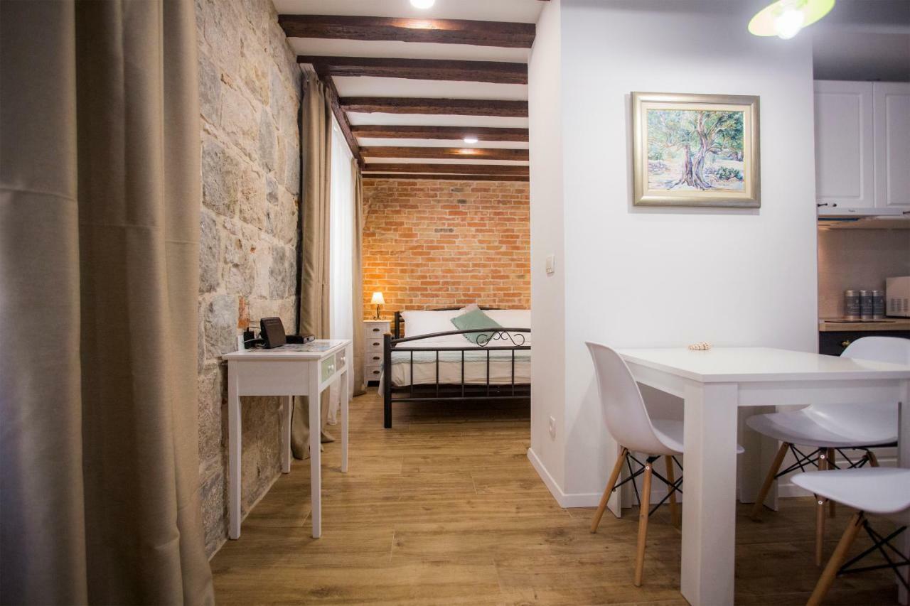 Studio Apartman Ana Split Exterior photo