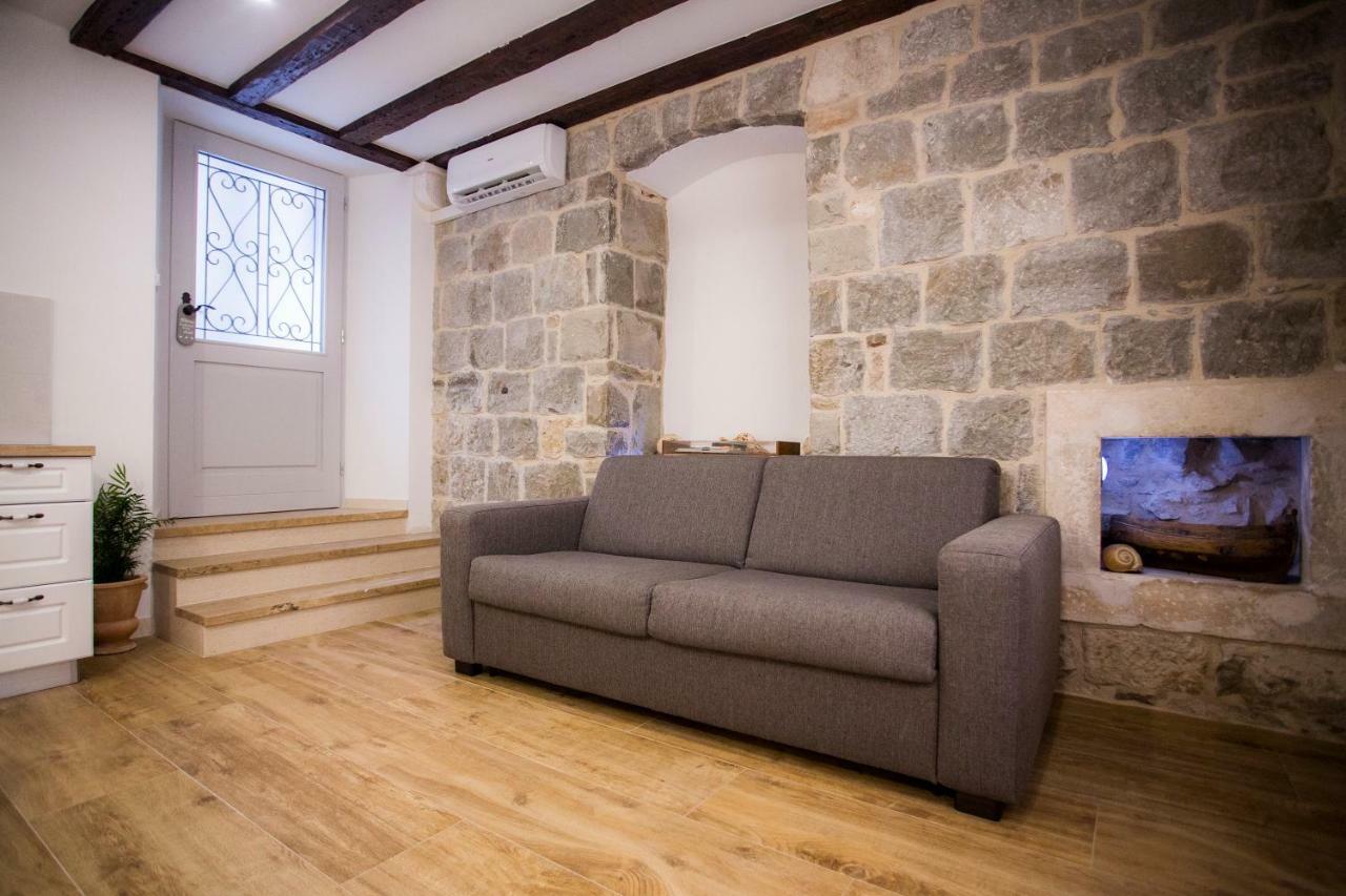 Studio Apartman Ana Split Exterior photo