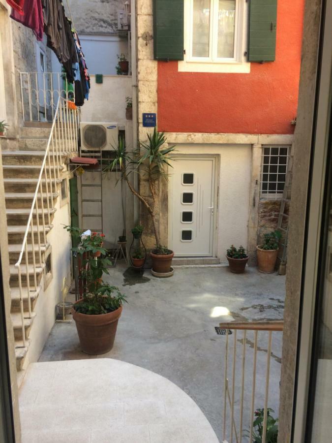 Studio Apartman Ana Split Exterior photo